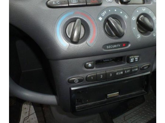 Jednotka ABS 4405052190   Toyota Yaris 2000