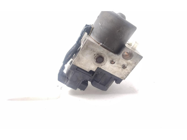 Jednotka ABS 30857585   Volvo V40 2003