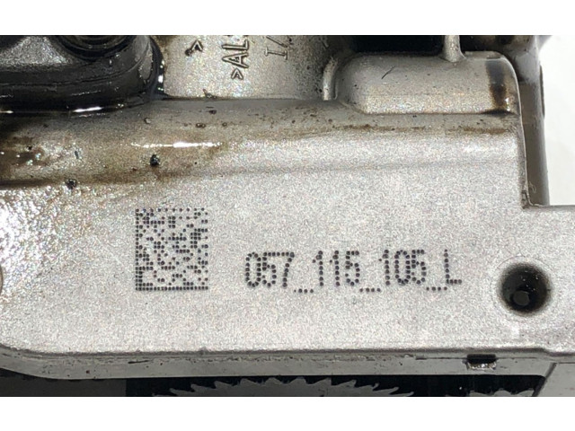 Čerpadlo oleje 057115105L   Audi A8 S8 D3 4E   