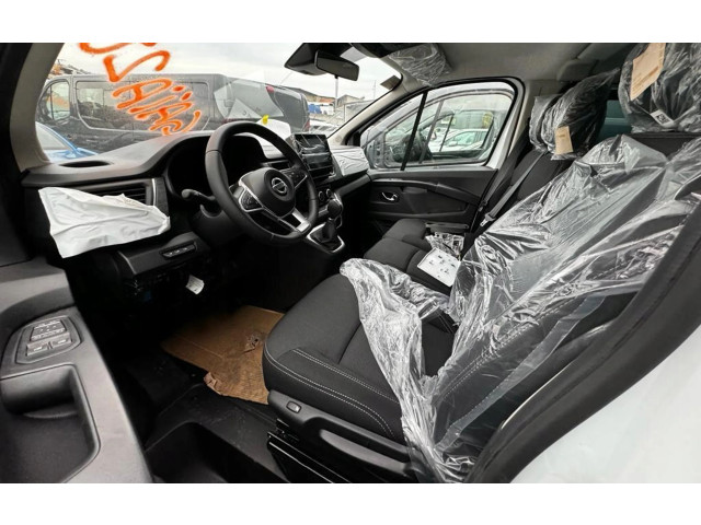 Панель приборов 284091015R   Nissan Primastar       