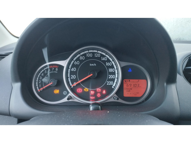 Přístrojová deska  Mazda 2 2015 D01J55430  