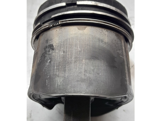 Píst 7701473483, 7701478827   Renault Espace -  Grand espace IV     
