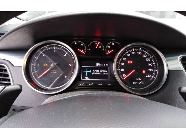 Přístrojová deska  Peugeot 508 2011 9675167180, E3-B2-44-2  