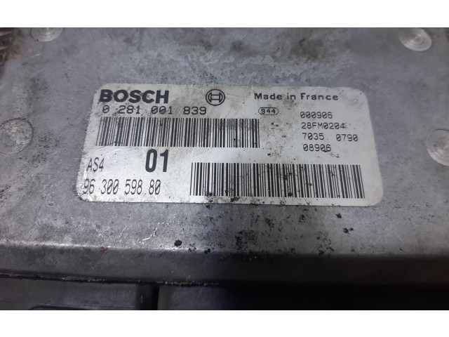 Řídící jednotka 9630059880   Peugeot 106 2000