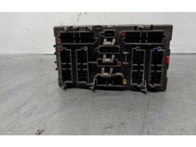Pojistková skříňka Řídící jednotka BSM 9450537080   Peugeot 405 1993