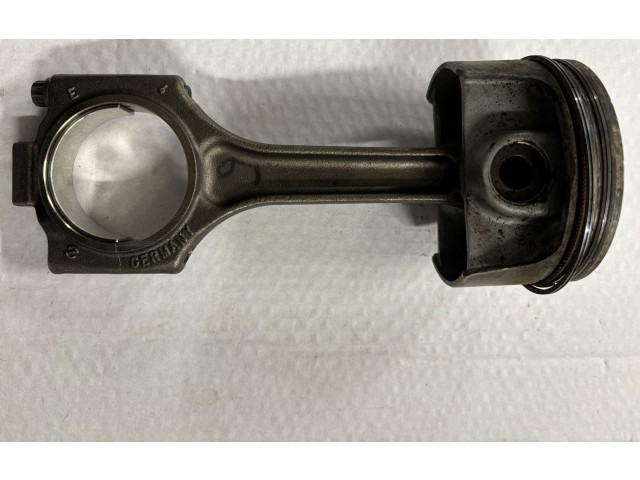 Píst 94810304572   Porsche Cayenne (92A)     