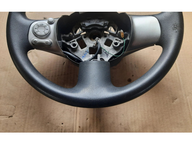 Volant Nissan Micra 2014   