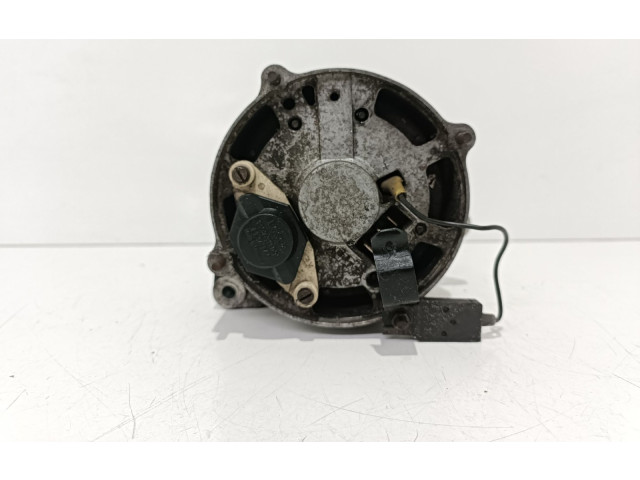 Генератор 056903015A, BOSCH   Audi 80 B1      