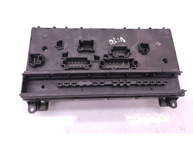   Pojistková skříňka A6395450801, ZGS004   Mercedes-Benz Vito Viano W639 2011