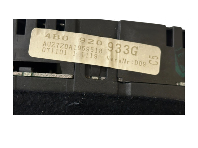 Přístrojová deska  Audi A6 S6 C5 4B 2000 4B0920933G  