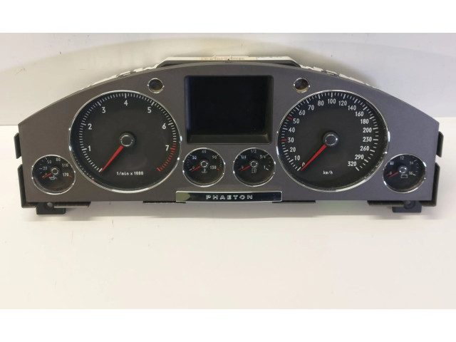 Přístrojová deska  Volkswagen Phaeton 2004 3D0920881Q  