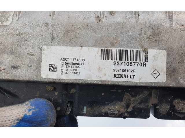 Řídící jednotka 237108770R   Renault Captur 2017