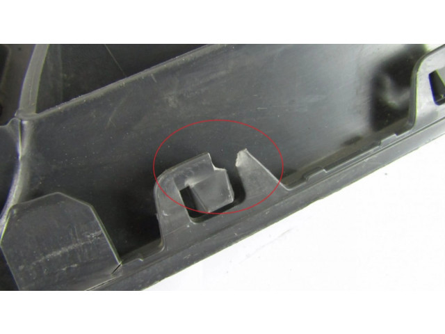 Передняя решётка Dacia Logan I 2004-2012 года 8200748240      
