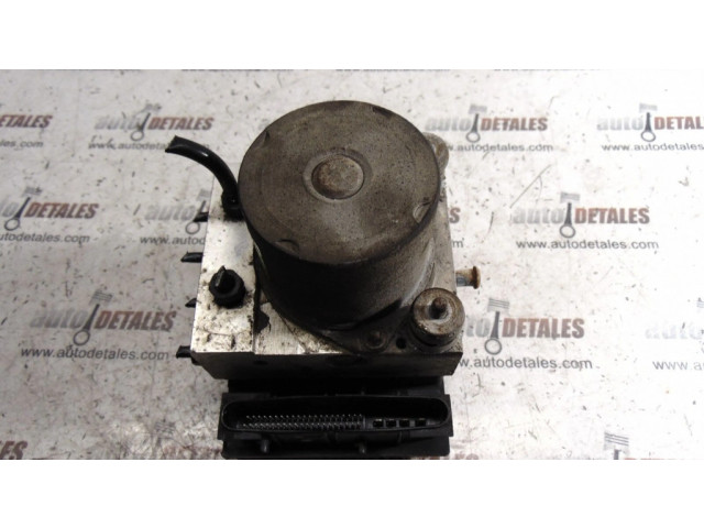Jednotka ABS 589202L500   Hyundai i30 2009