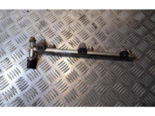 Vstřikovací lišta 03H133317P   Volkswagen Touareg II  pro benzínový motor 3.6  