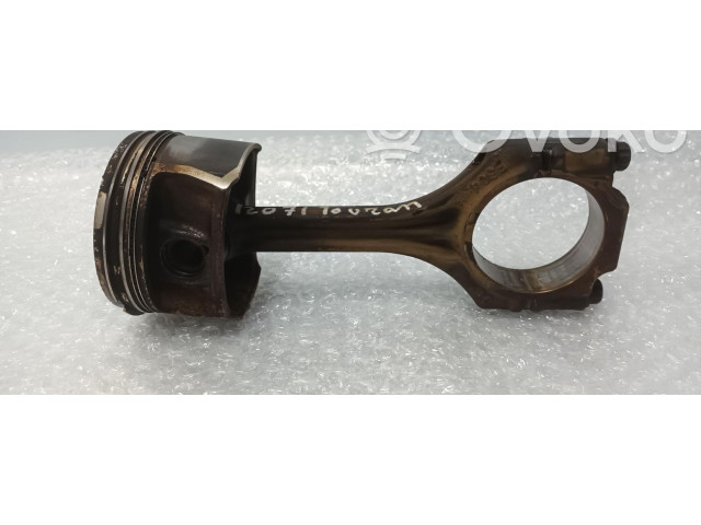 Píst 036L7AH   Volkswagen Touran I     