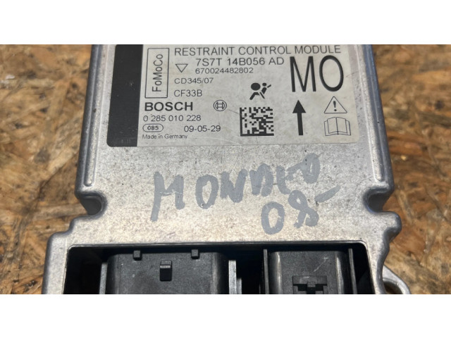 Блок подушек безопасности 7S7T14B056AD, 0285010228   Ford Mondeo MK IV