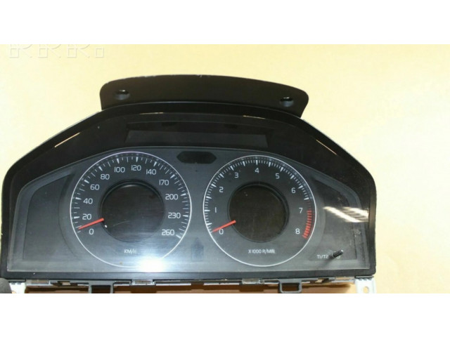 Панель приборов 31270898AA   Volvo V70       