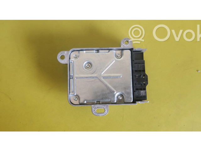 Блок подушек безопасности 6818812, 65776818812   BMW 2 F46