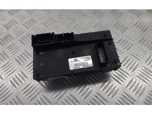 Блок предохранителей  51763390   Fiat Linea    