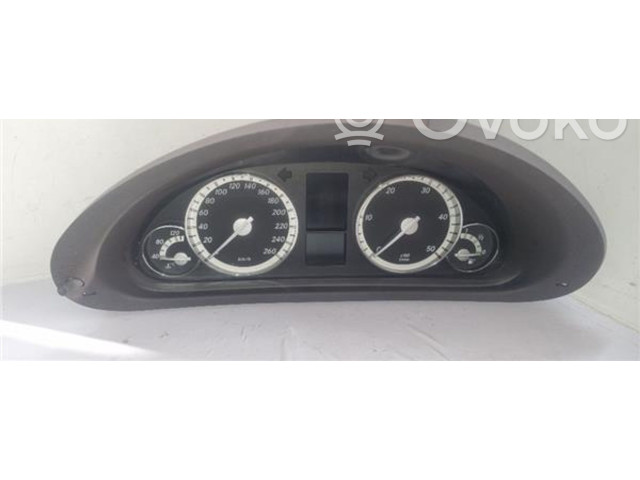 Přístrojová deska  Mercedes-Benz C W203 2005 A2035404148, A2035404148  