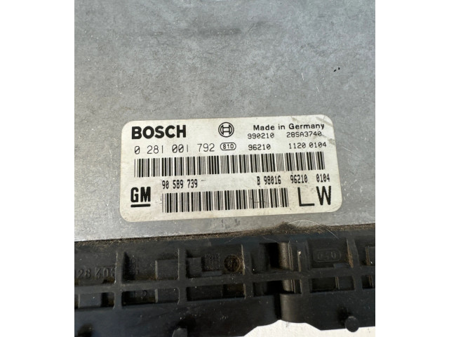 Vstřikovací čerpadlo 90589739, 28SA3740   Opel Frontera B     