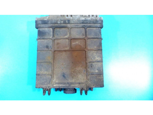 Řídící jednotka 0281001407, IMPRK955514   Volkswagen Caddy 1996