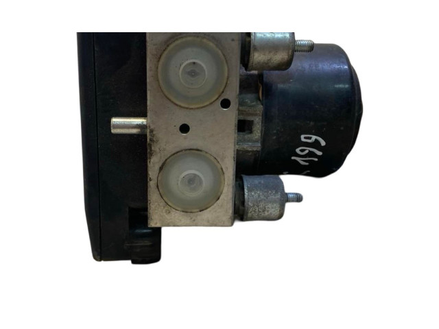 Jednotka ABS 4451026030   Toyota Hiace (H200) 2008