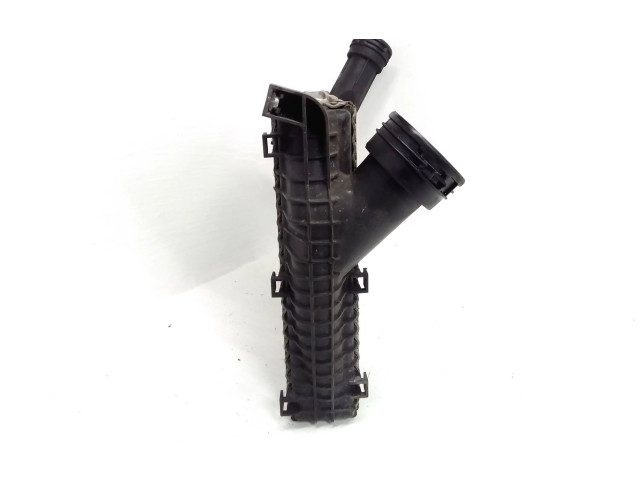 Интеркулер  8ML376729571, 99000956   Volkswagen Touareg II 
