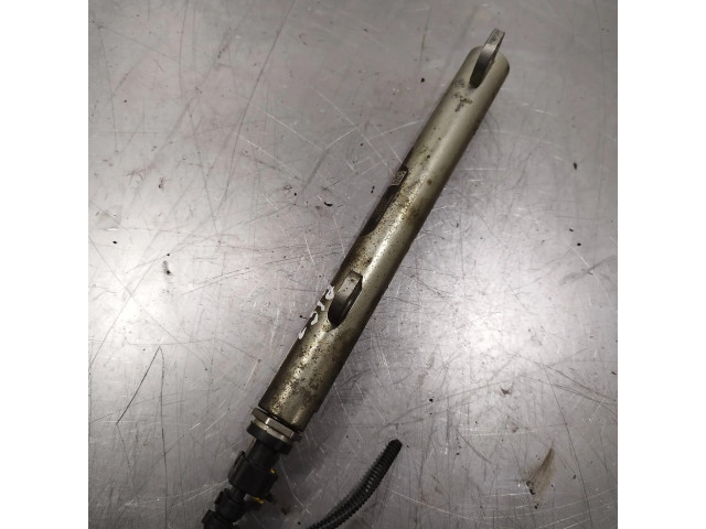 Vstřikovací lišta 55209572, 0445214095   Fiat Croma  pro naftový motor 1.9  