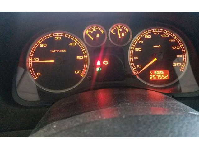 Přístrojová deska  Peugeot 307 2002   