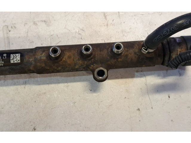 Vstřikovací lišta 30777554, 0445215023   Volvo V70    D 5244 T4 