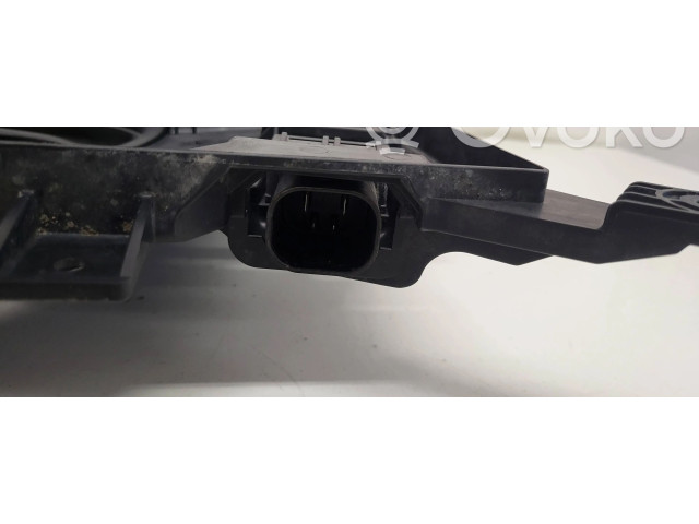 Диффузор 30749760, 0130706861   Volvo XC70 2006