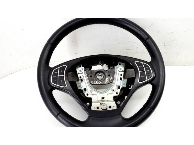 Руль KIA Ceed  2006-2012 года 561151H300E0      
