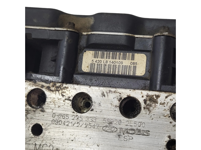 Jednotka ABS 0265235333, 0265950695   Hyundai i30 2009