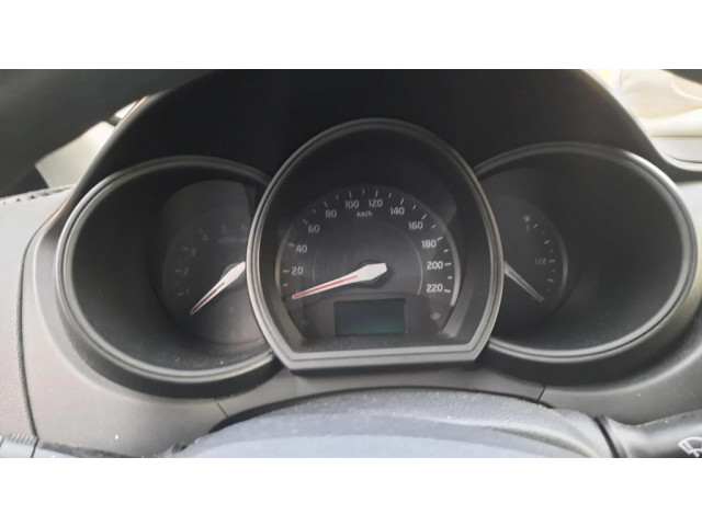 Панель 940061W050   KIA Rio       