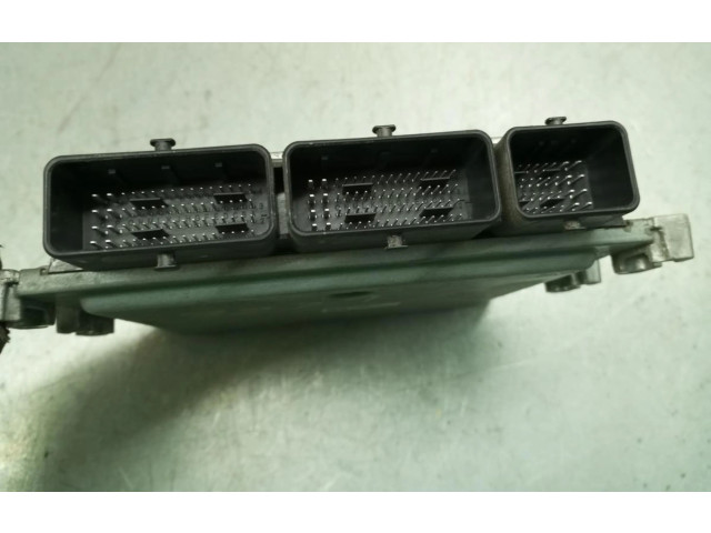 Блок управления двигателя 237100151S, 237107137R   Renault Kadjar
