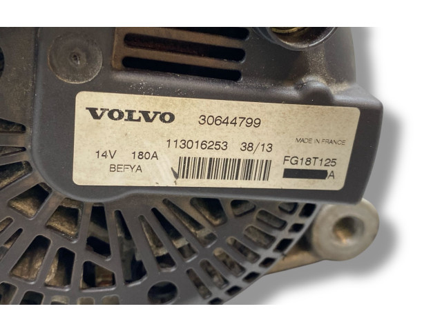 Píst 30644799   Volvo V40 Cross country    D 4162 T 