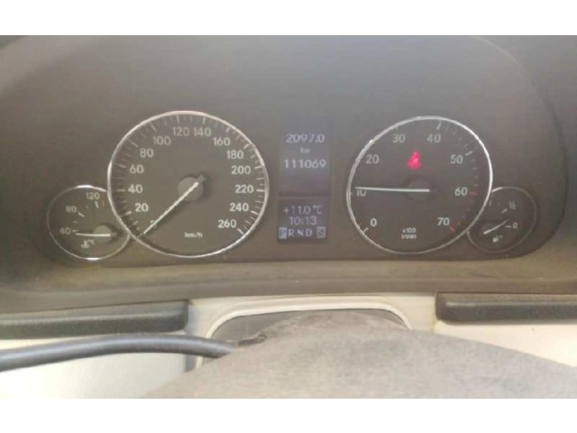 Přístrojová deska  Mercedes-Benz C W203  A2035400548  