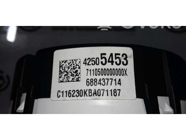 Pojistková skříňka  42505453, 688437714   Opel Karl 2017