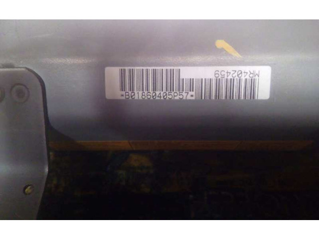 Подушка безопасности водителя MR402459   Mitsubishi Montero