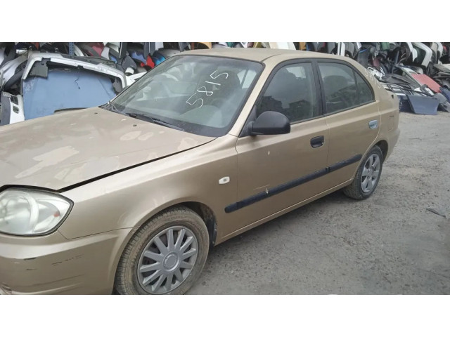 Přední světlo  921012553118   Hyundai Accent 2003