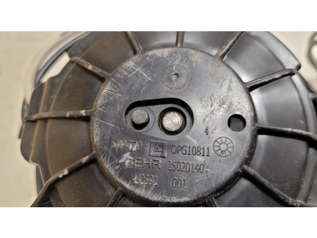 Вентилятор печки    OPG10811, 25020140   Opel Astra J