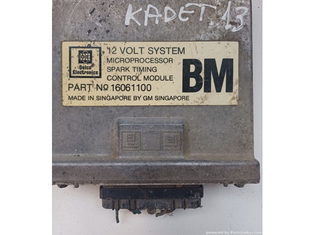 Řídící jednotka 160611100   Opel Kadett E 1984