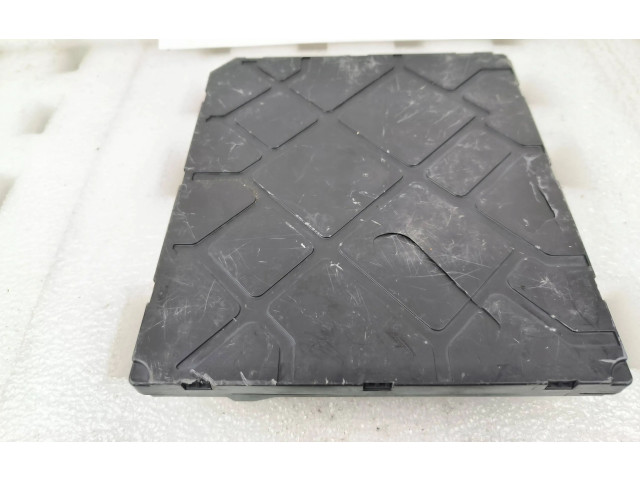 Комфортный модуль 5Q0937084BQ    Volkswagen Tiguan