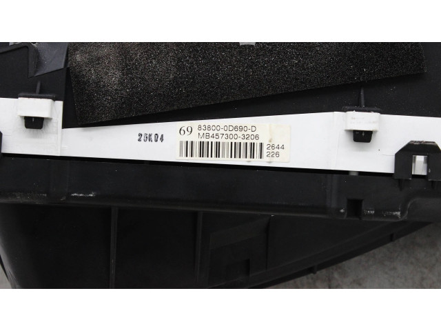 Přístrojová deska  Toyota Corolla E140 E150 2008 838000d690d, mb457300  