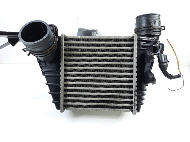 Интеркулер  1J0145803F, 862328X   Volkswagen Golf IV 
