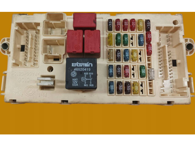 Блок предохранителей  46750594   Fiat Stilo    