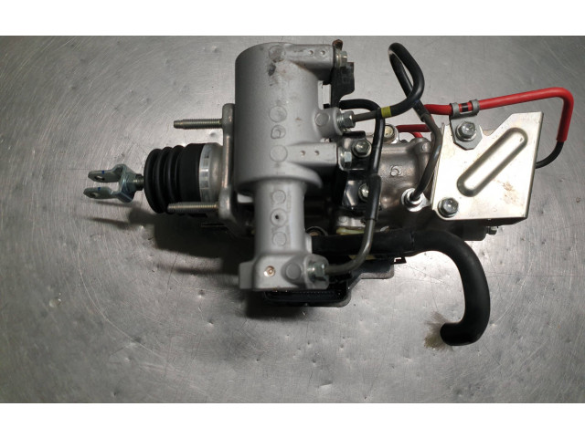 Jednotka ABS 4721052180   Toyota Yaris 2014