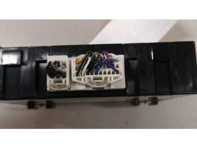 Блок управления двигателем Блок управления CD3467560C, K021606J15   Mazda 5